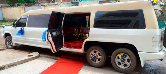 isuzu wedding limousine